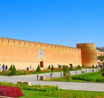 أرك (قلعة) كريم خان في شيراز، خلاصة فن أفضل فناني القرن الثامن عشر الإيرانيين
